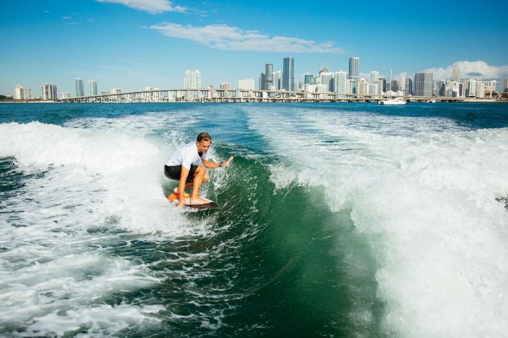 Demonstration wakesurf miami