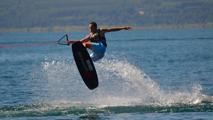 Wakeboard bateau